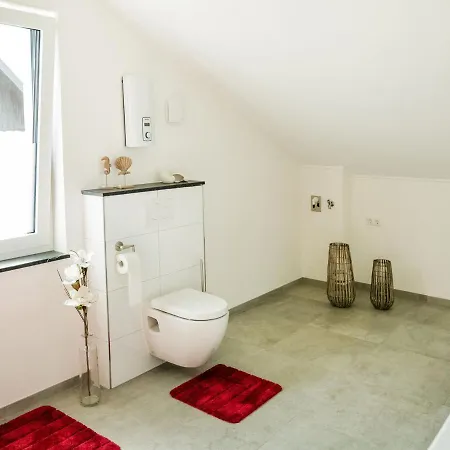 Simplistic Holiday In With Balcony Apartment *